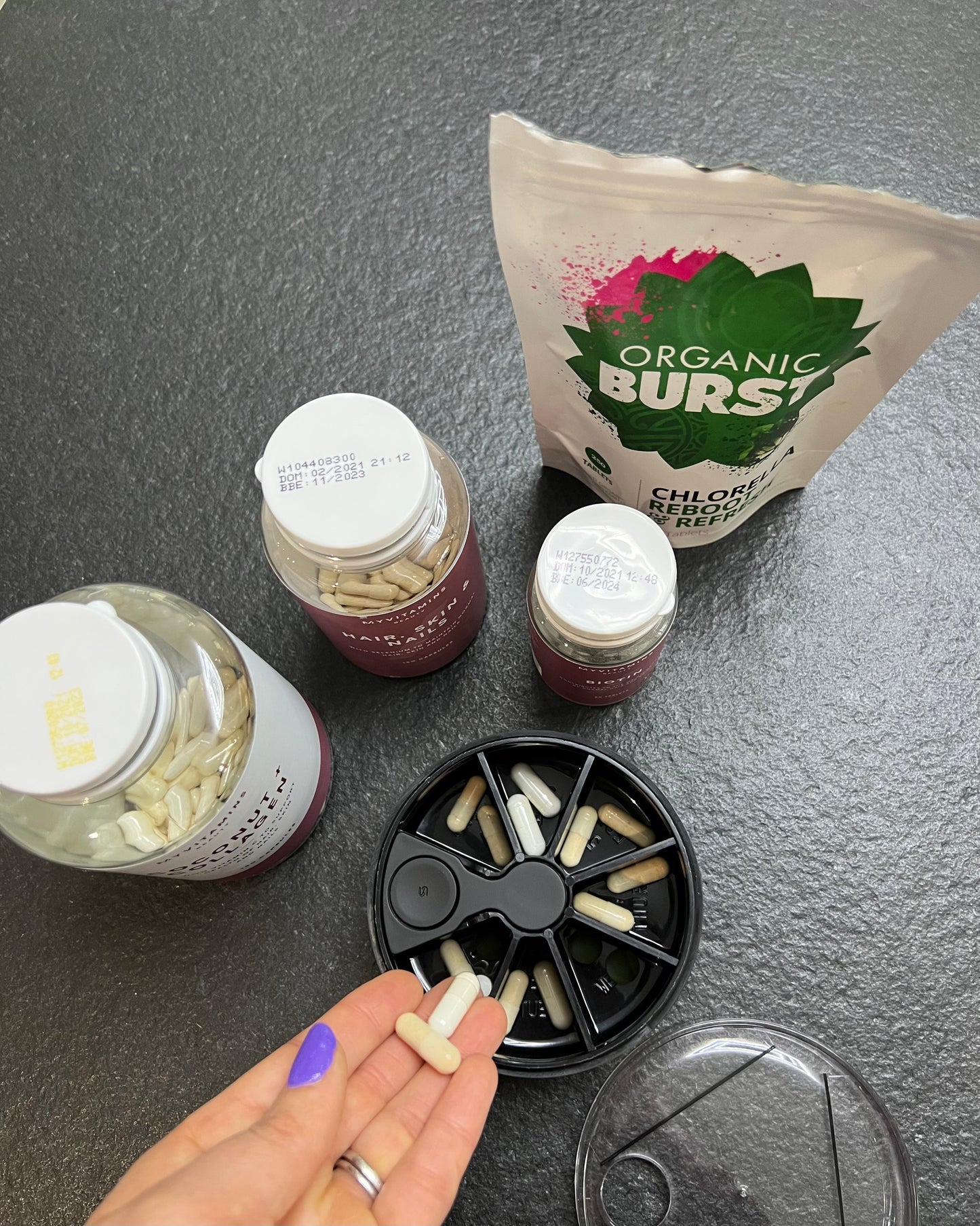 ShakeSphere マグネティック ピルストレージ 1シングルユニットパック