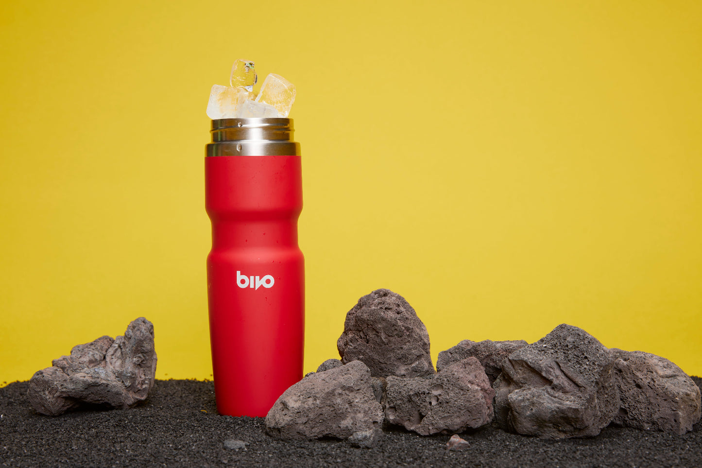 重力による優れた飲み心地 Bivo Trio 620ml 真空二重構造 ボトル（10色展開）