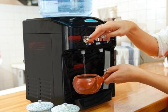 TWINS ツインウォーターサーバー NWS-802B 即納 ツインウォーターサーバー ※専用フィルターなし 新型 TWINS